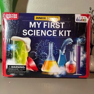 Doctor Jupiter Junior Science My First Science Kit (STEM 4-8yr) -- SEALED NEW!!!
